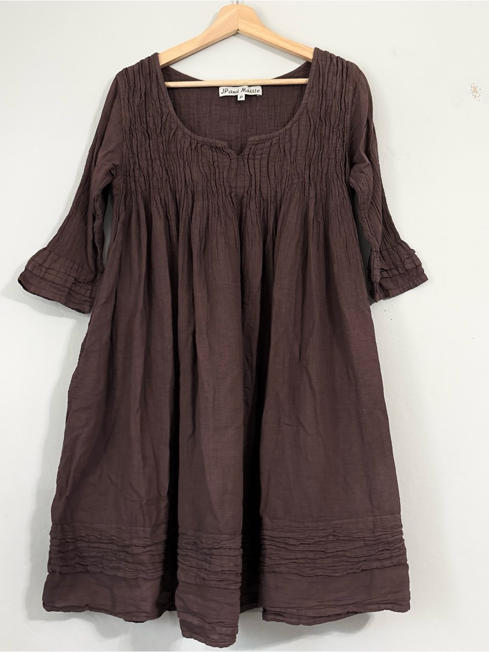 NWOT JP and Mattie 100% Cotton Brown Mid Sleeve Midi Dress